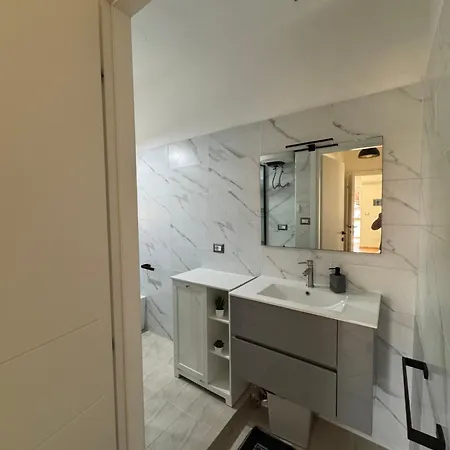 Casa Via Veneto 卡尔博尼亚